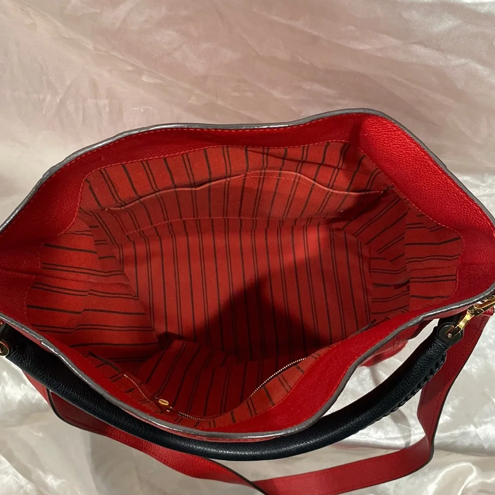 Authentic Louis Vuitton Bagatelle Empreinte Hobo handbag - Picture 8 of 14